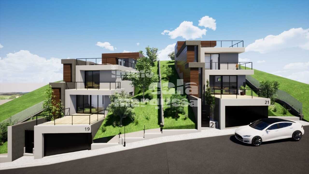 Casa moderna en construcción con grandes terrazas y buena orientación en Begur.