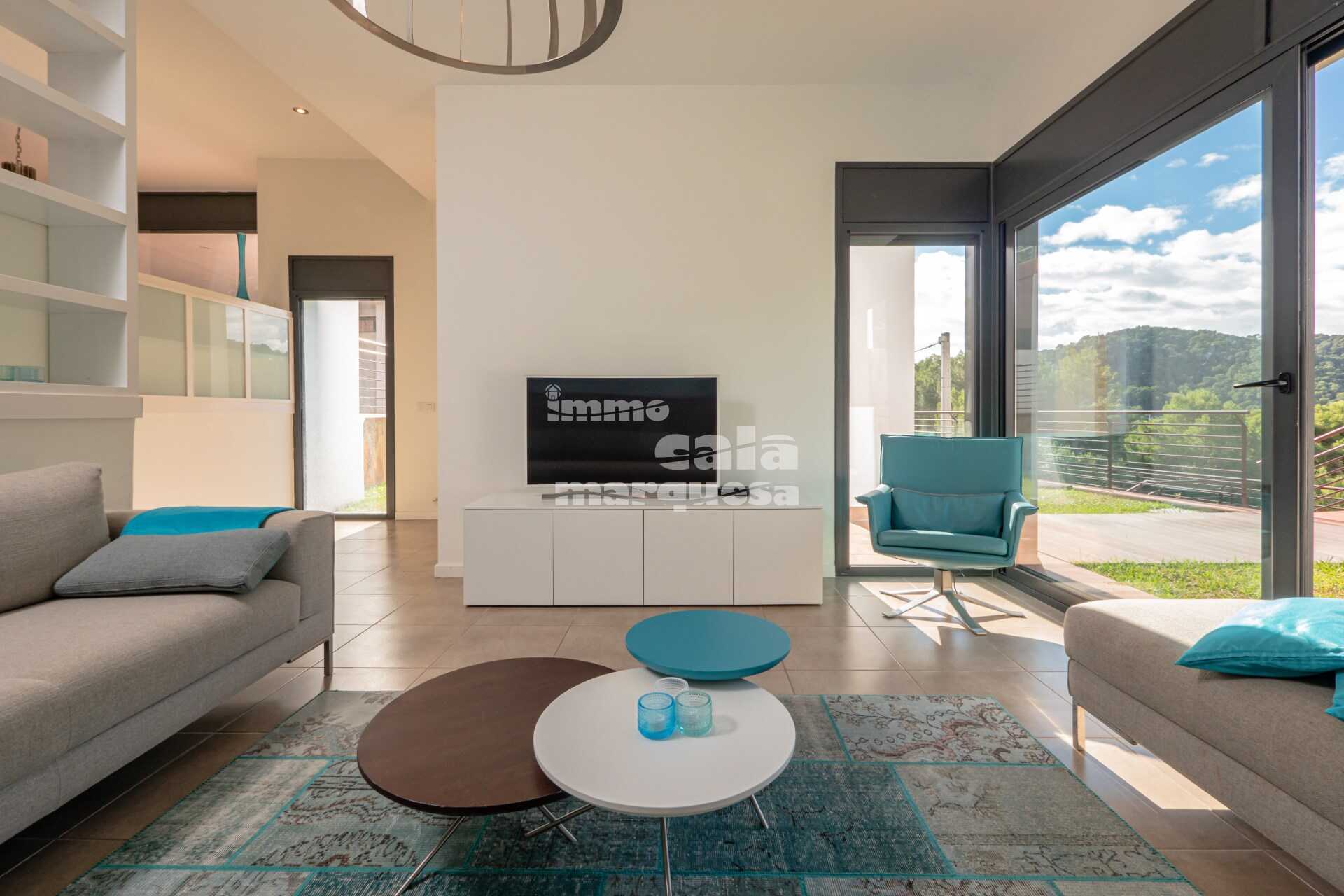 CHALET DE ALTO STANDING CERCA DE LA PLAYA DE TAMARIU