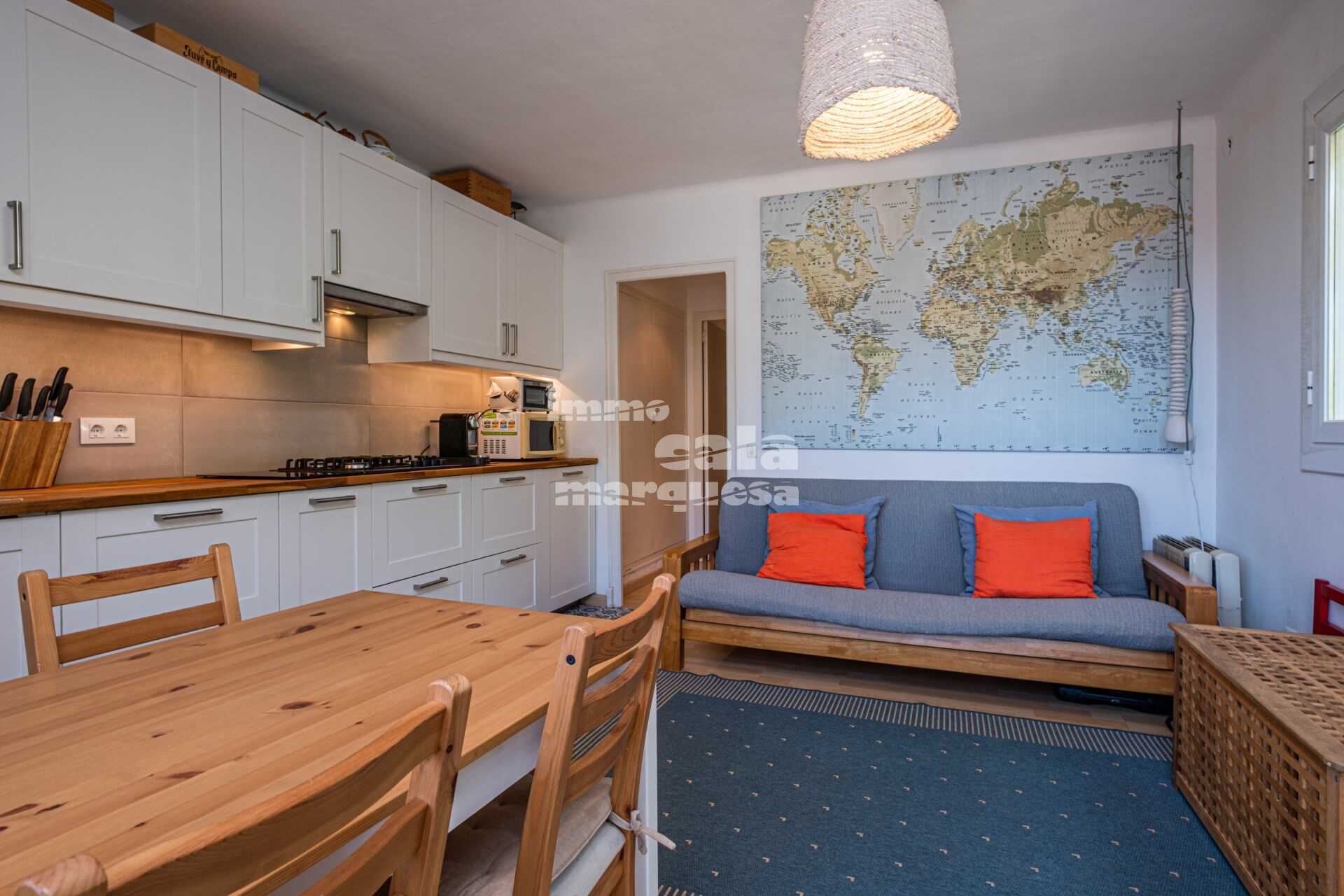 Apartamento reformado en la playa de  Sa Riera  Begur.