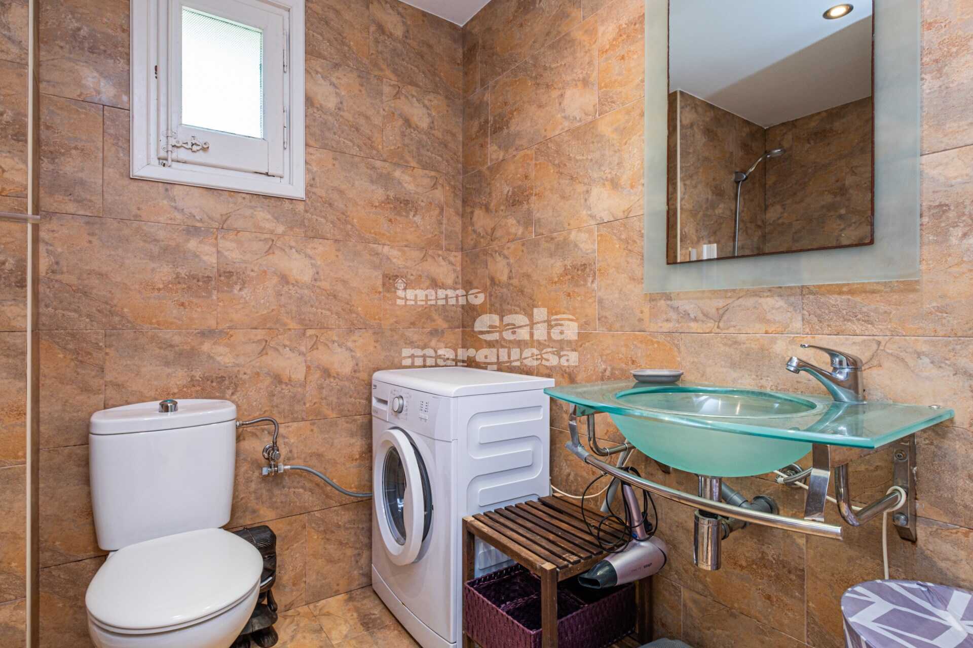 Apartamento reformado en la playa de  Sa Riera  Begur.