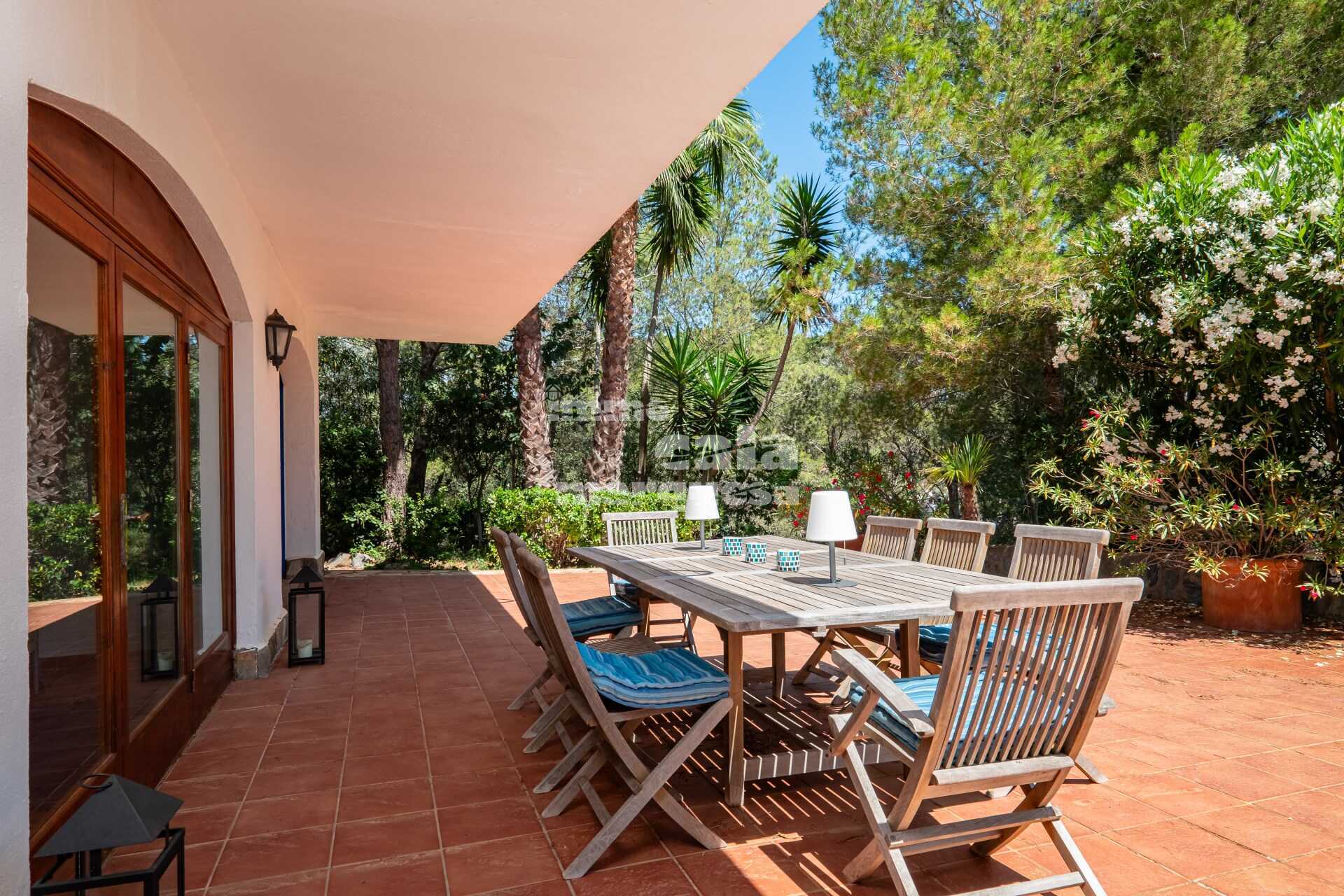 Encantadora casa individual d'estil mediterrani amb piscina privada i vistes al mar a 5 min a peu de Tamariu 