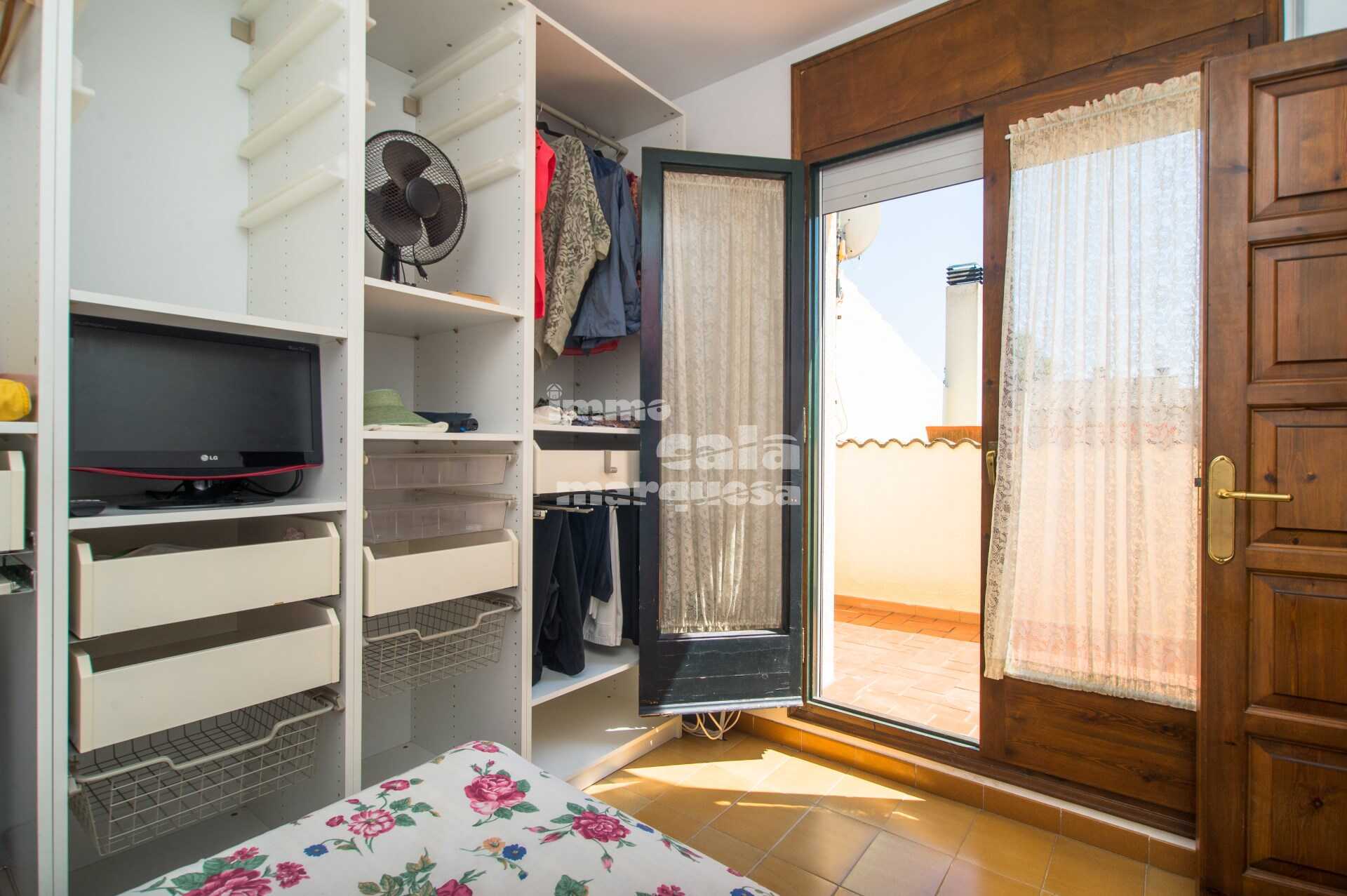 CASA ADOSADA CON JARDÍN PRIVADO EN LA ZONA DEL PRAT XIRLO EN CALELLA DE PALAFRUGELL