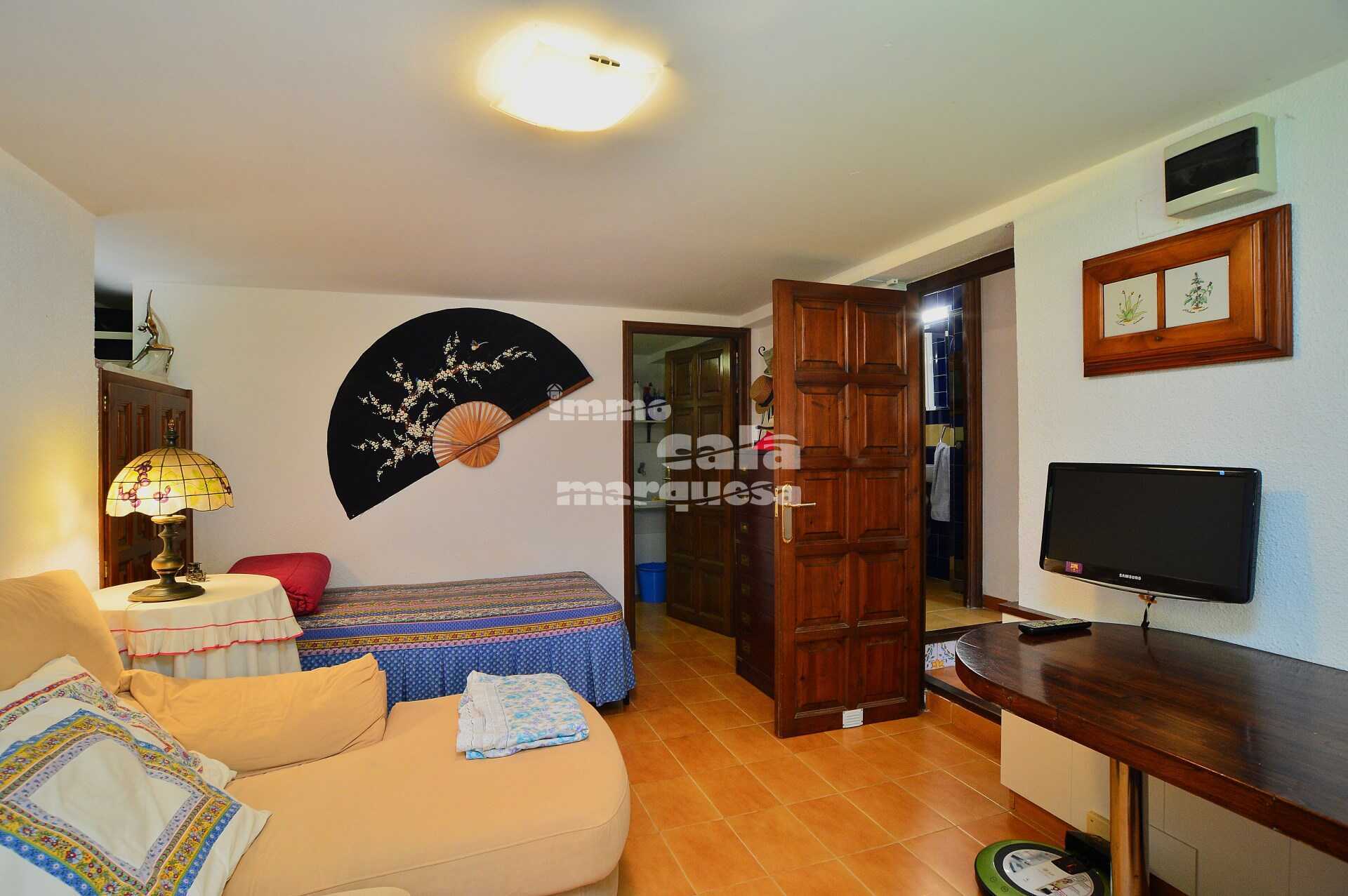 CASA ADOSADA CON JARDÍN PRIVADO EN LA ZONA DEL PRAT XIRLO EN CALELLA DE PALAFRUGELL