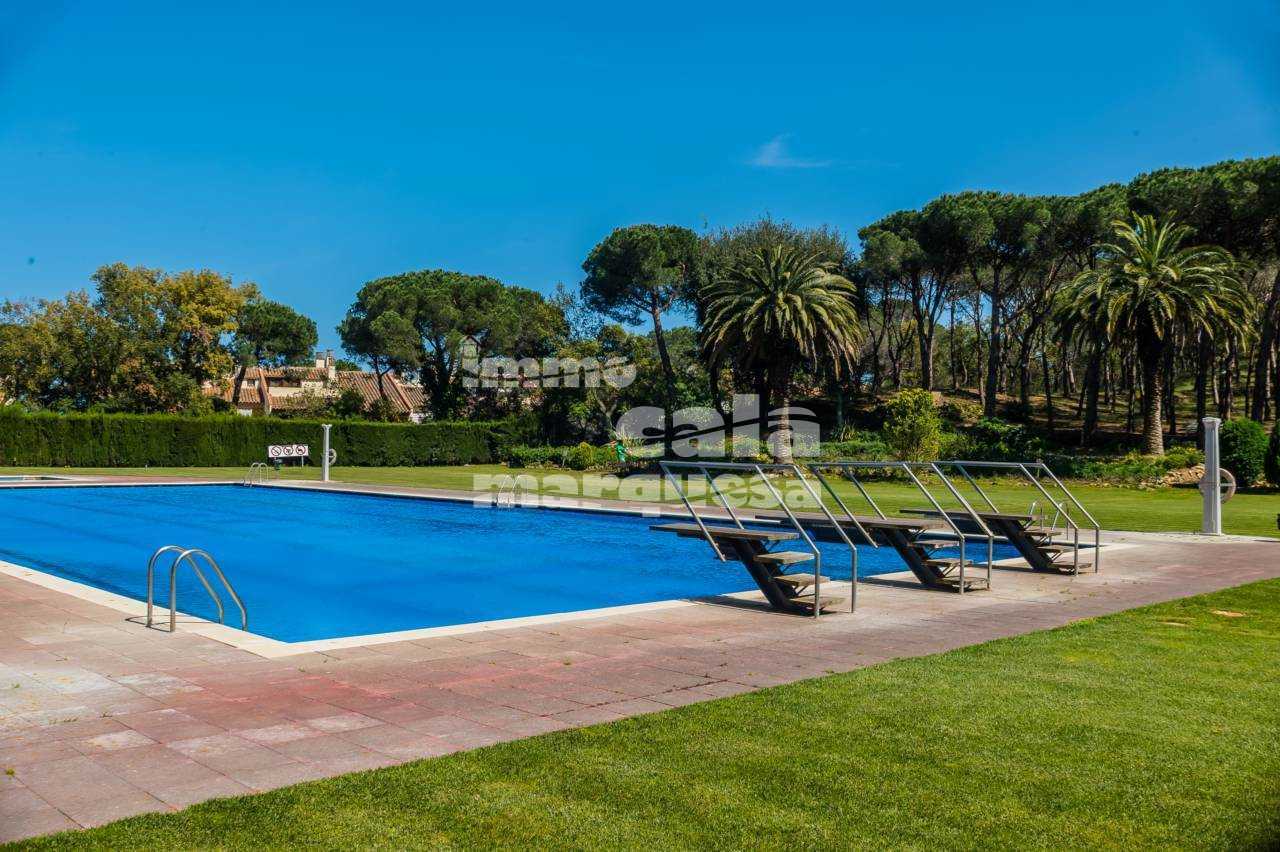 APARTMENT WITH SEA VIEWS AND COMMUNAL POOL IN CALELLA DE PALAFRUGELL