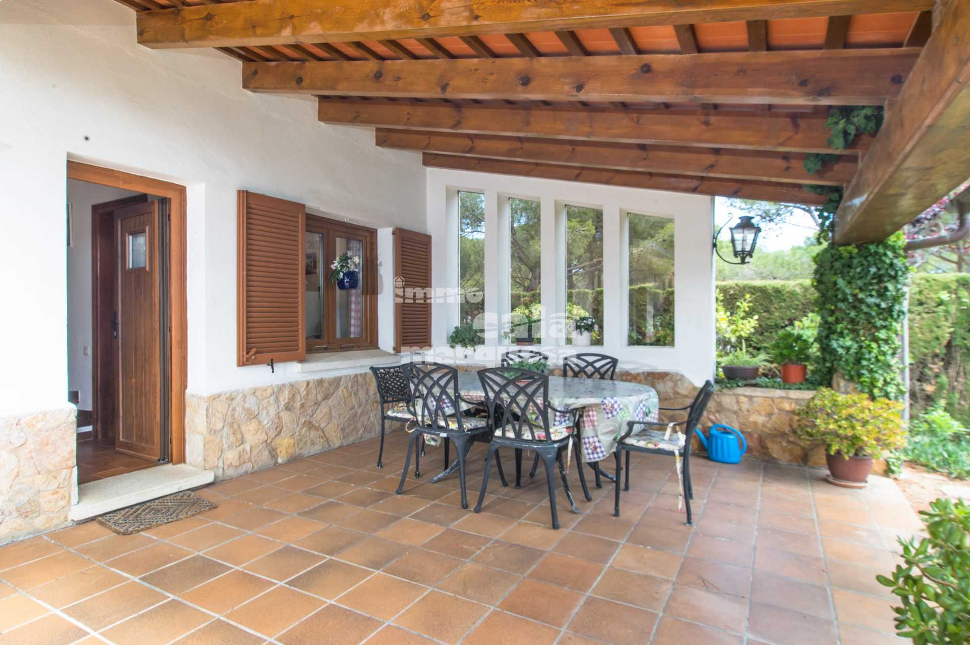CASA AMB JARDÍ PRIVAT A POCS METRES DEL CENTRE DE CALELLA DE PALAFRUGELL