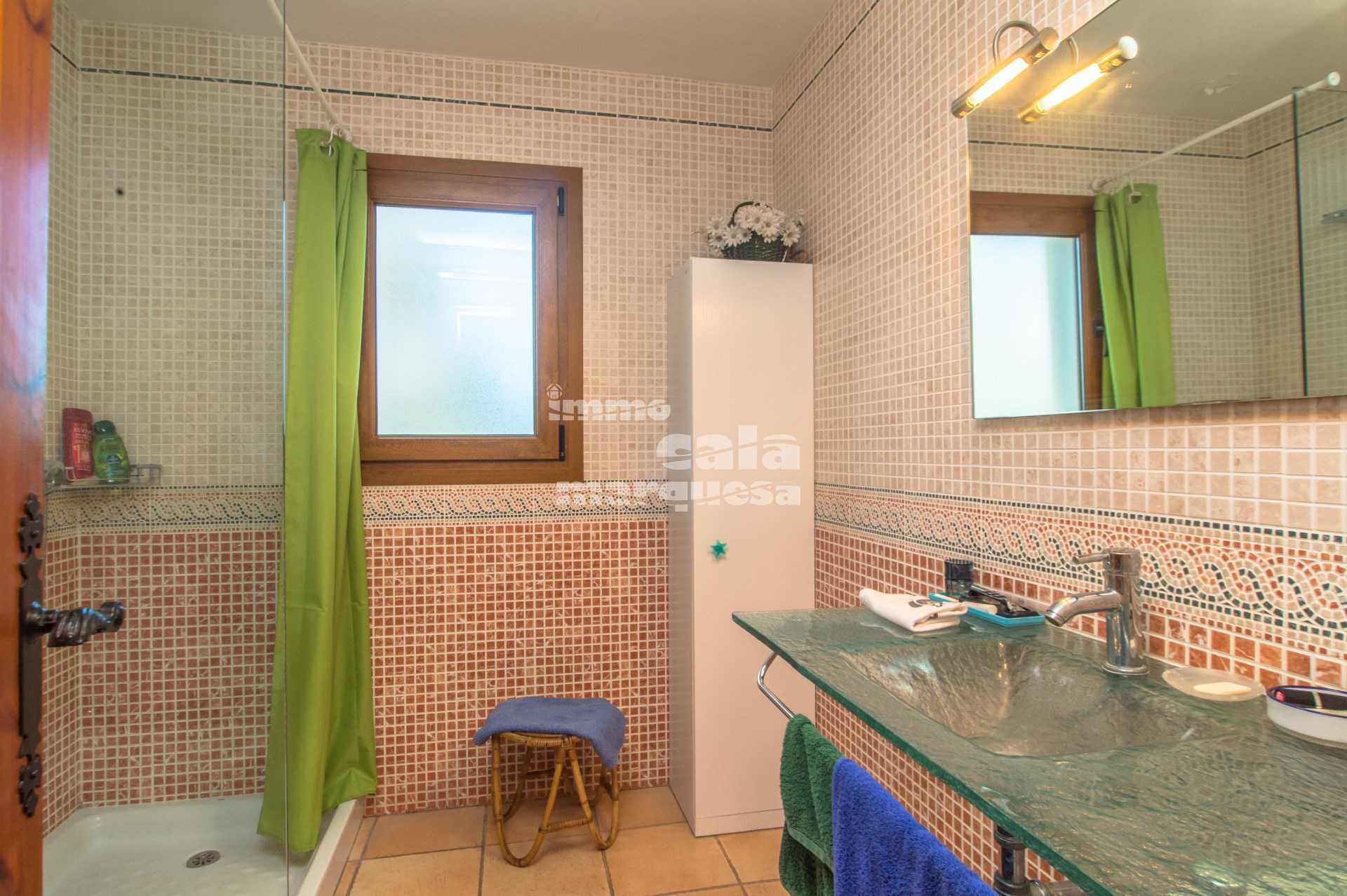 CASA AMB JARDÍ PRIVAT A POCS METRES DEL CENTRE DE CALELLA DE PALAFRUGELL