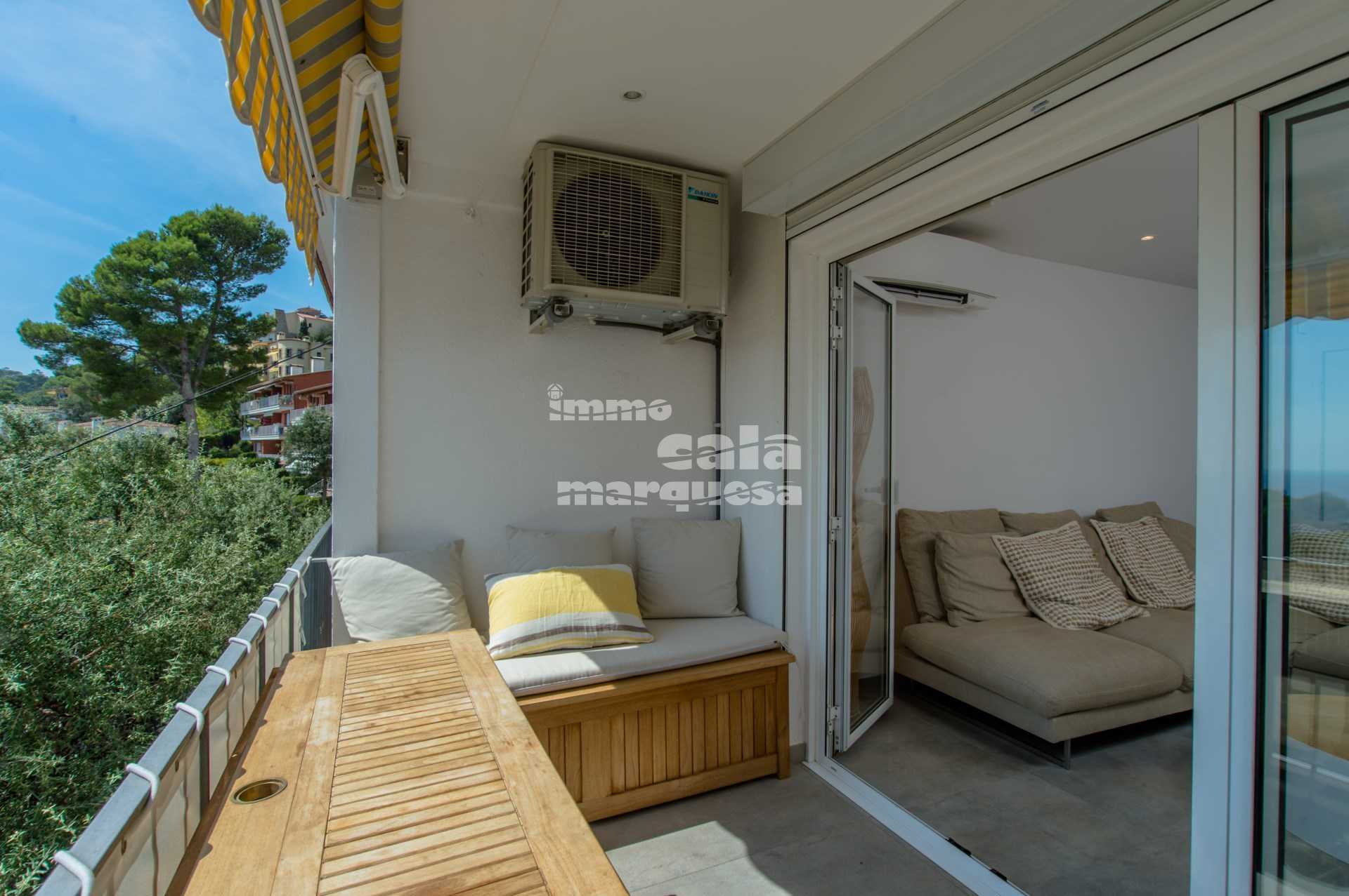 APARTAMENTO TOTALMENTE REFORMADO CON EXCELENTE VISTA AL MAR EN LA ZONA DEL GOLFET, EN CALELLA DE PALAFRUGELL