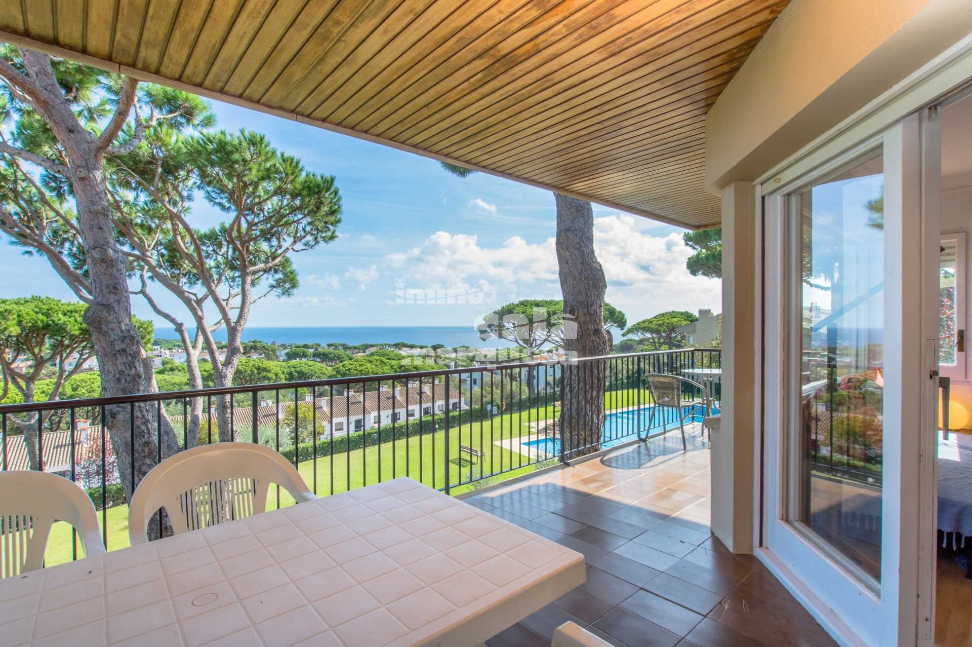 APARTAMENT AMB VISTA AL MAR I PISCINA COMUNITÀRIA A PRAT XIRLO, CALELLA DE PALAFRUGELL