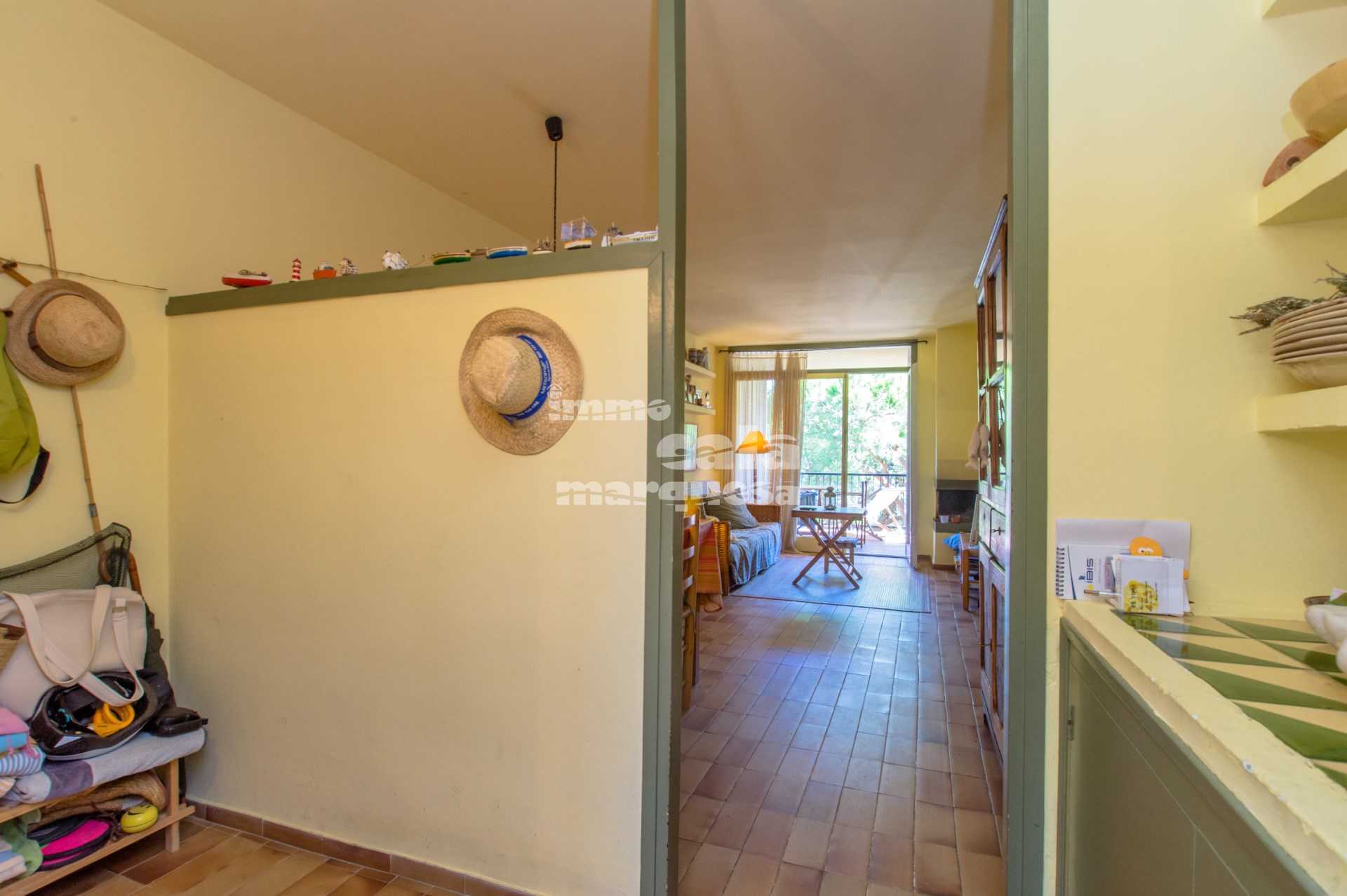 APARTAMENTO CON PISCINA COMUNITARIA EN LA ZONA DEL GOLFET, EN CALELLA DE PALAFRUGELL