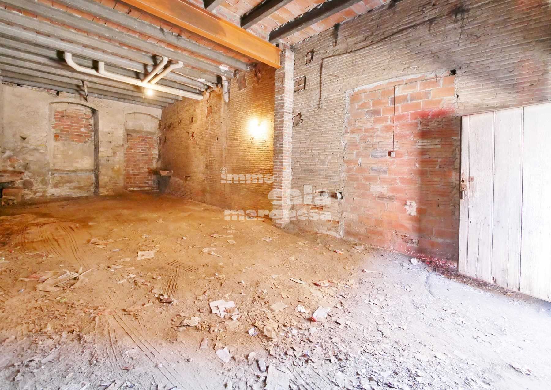 CASA DE POBLE AMB MOLTES POSSIBILITATS SITUADA AL CENTRE DE PALAFRUGELL