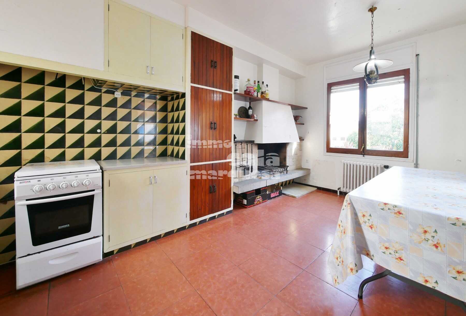 CASA DE POBLE AMB MOLTES POSSIBILITATS SITUADA AL CENTRE DE PALAFRUGELL
