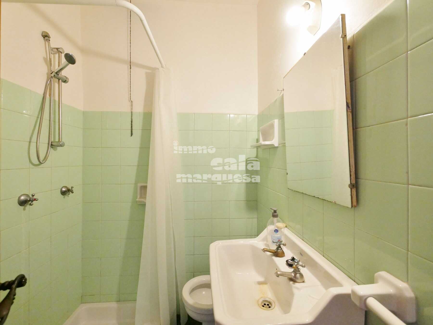 CASA DE POBLE AMB MOLTES POSSIBILITATS SITUADA AL CENTRE DE PALAFRUGELL