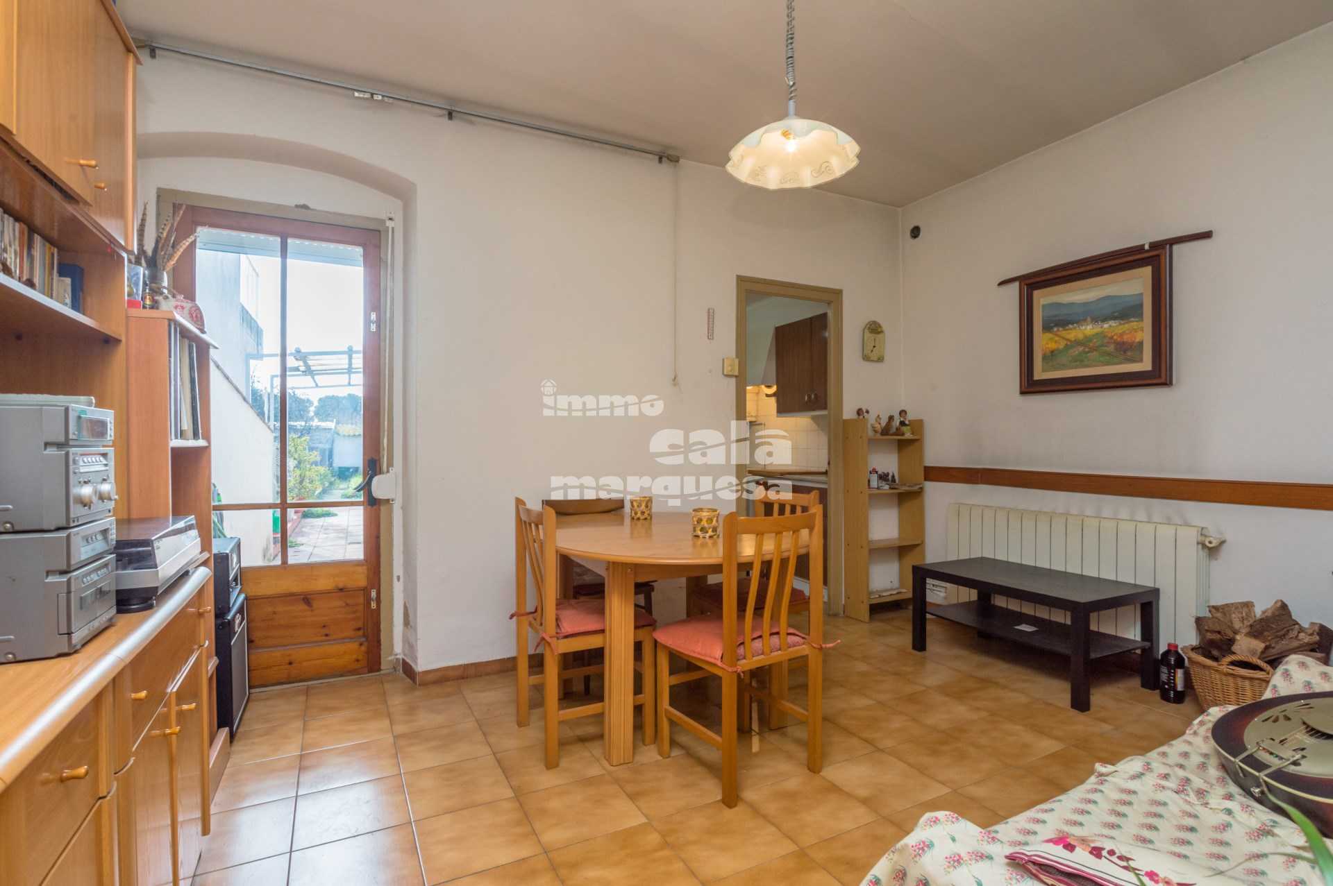 Casa de poble amb moltes possibilitats a prop del centre de Palafrugell