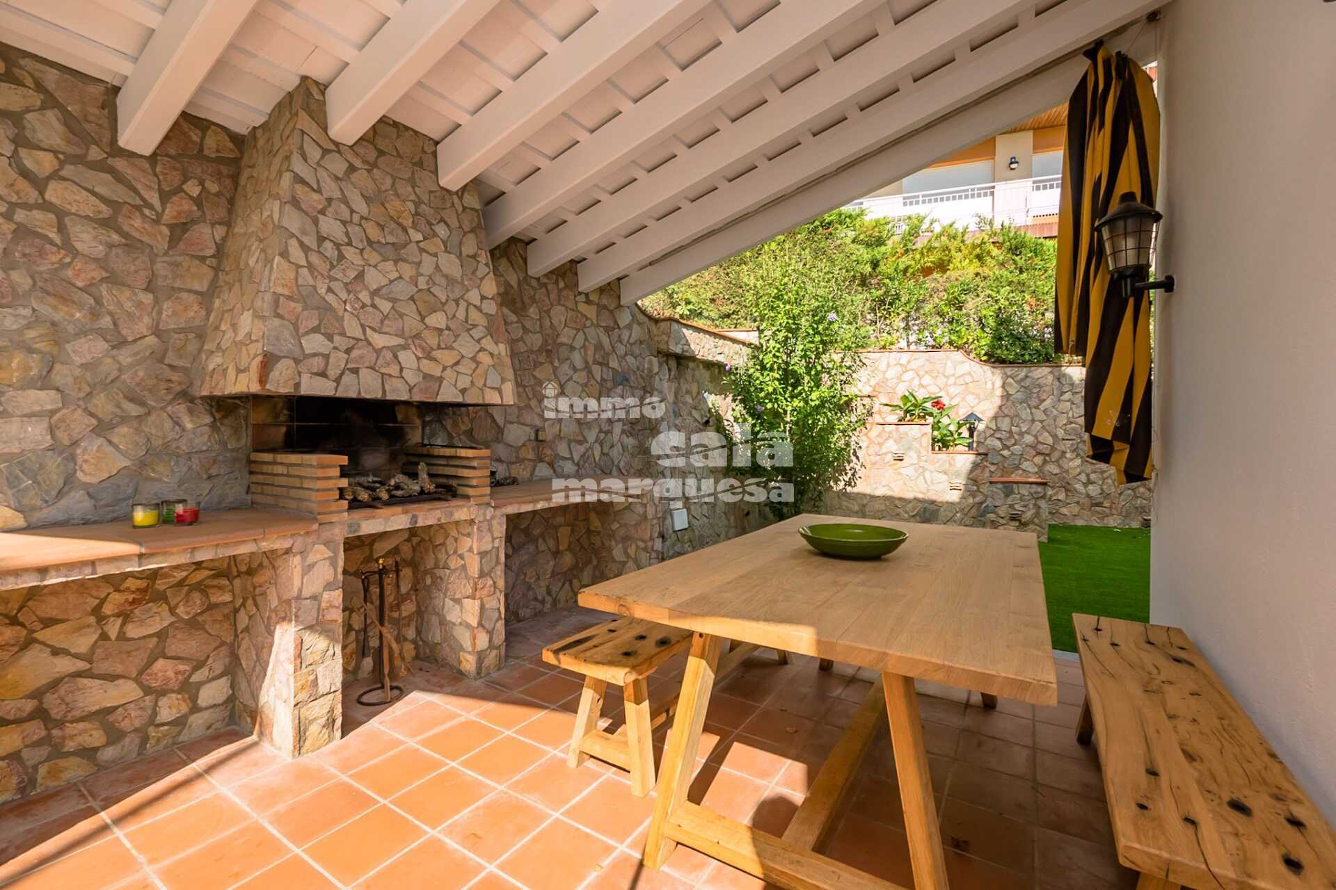 CHALET CON PISCINA PRIVADA EN LA ZONA DE SANT ROC, EN CALELLA DE PALAFRUGELL