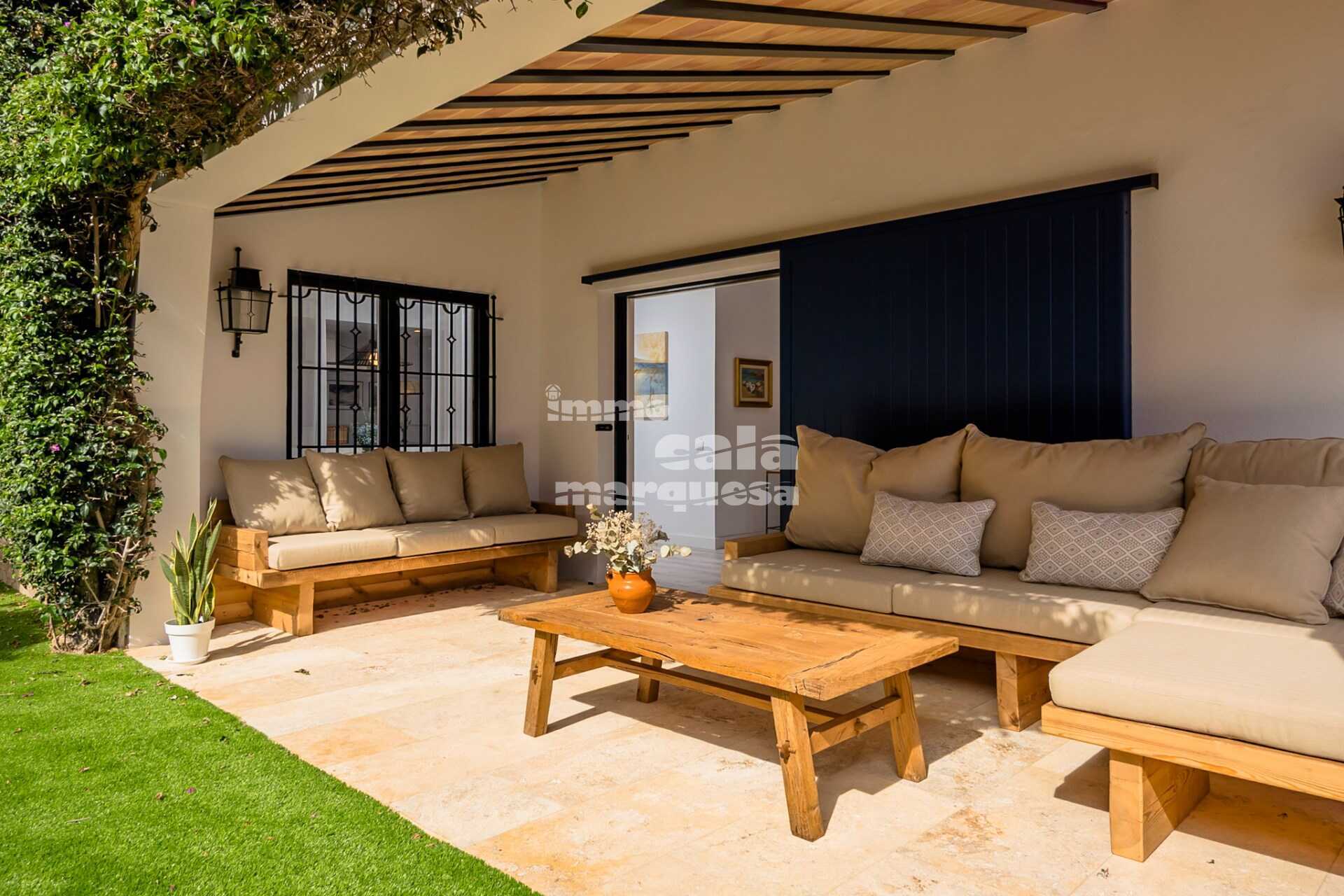 CHALET CON PISCINA PRIVADA EN LA ZONA DE SANT ROC, EN CALELLA DE PALAFRUGELL