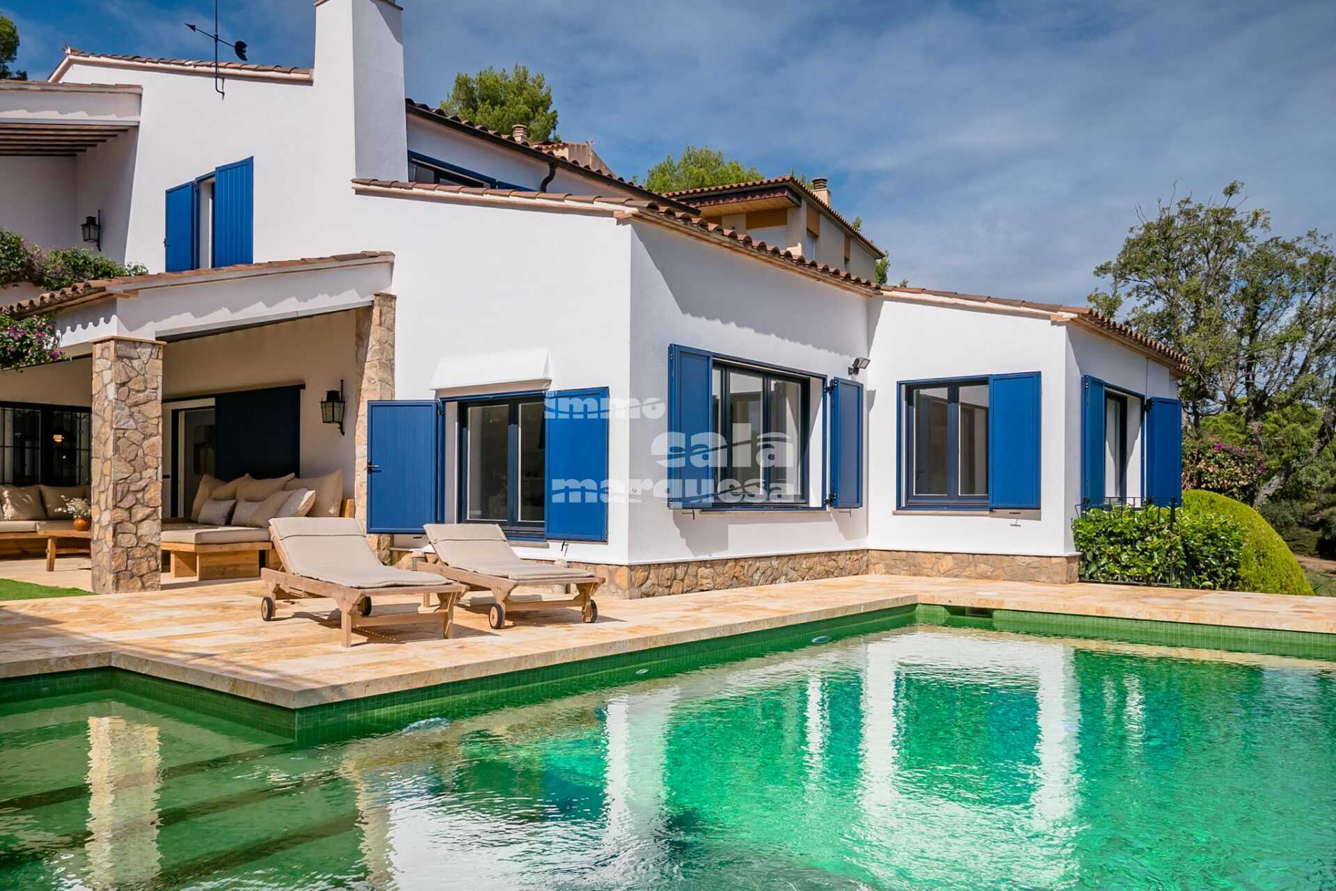 CHALET CON PISCINA PRIVADA EN LA ZONA DE SANT ROC, EN CALELLA DE PALAFRUGELL
