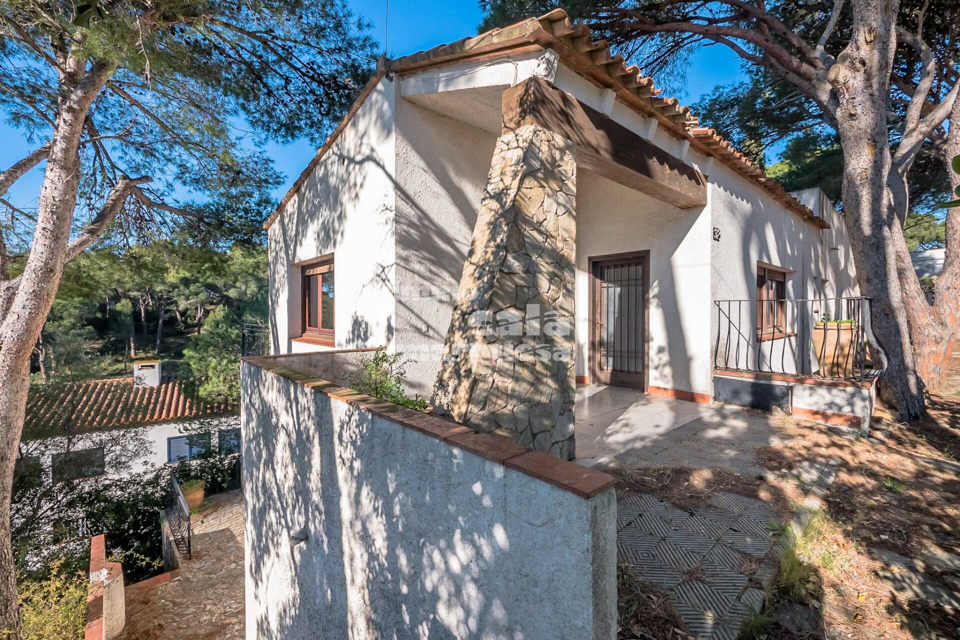 CASA AMB VISTA AL MAR  A LLAFRANC