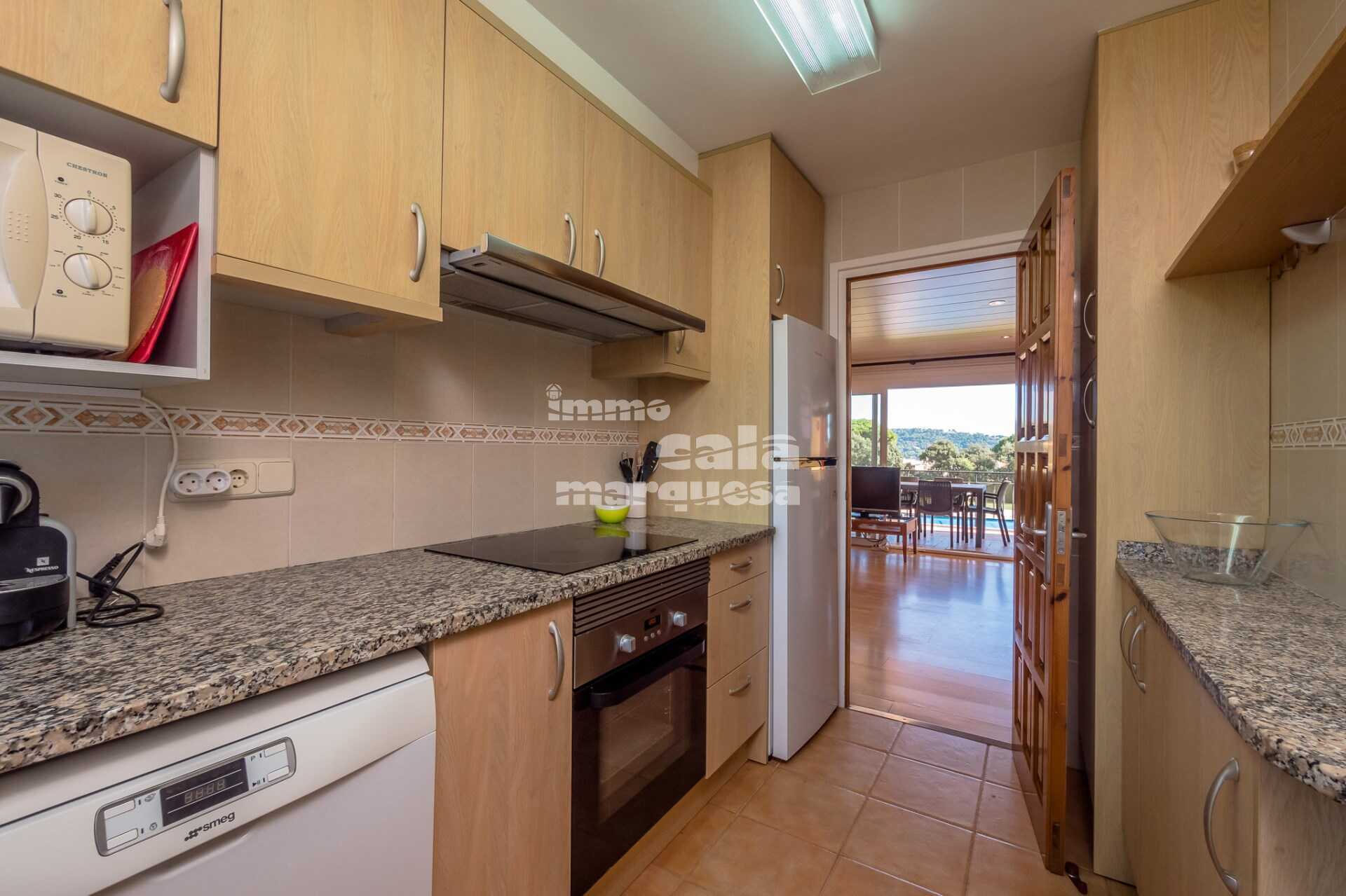 APARTAMENTO CON PISCINA COMUNITARIA EN CALELLA DE PALAFRUGELL