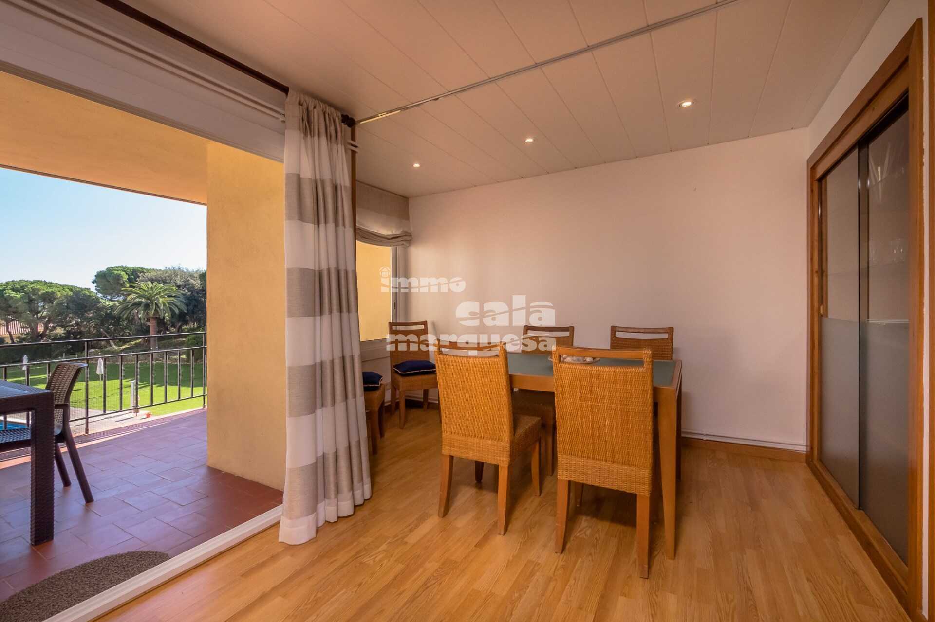 APARTAMENTO CON PISCINA COMUNITARIA EN CALELLA DE PALAFRUGELL