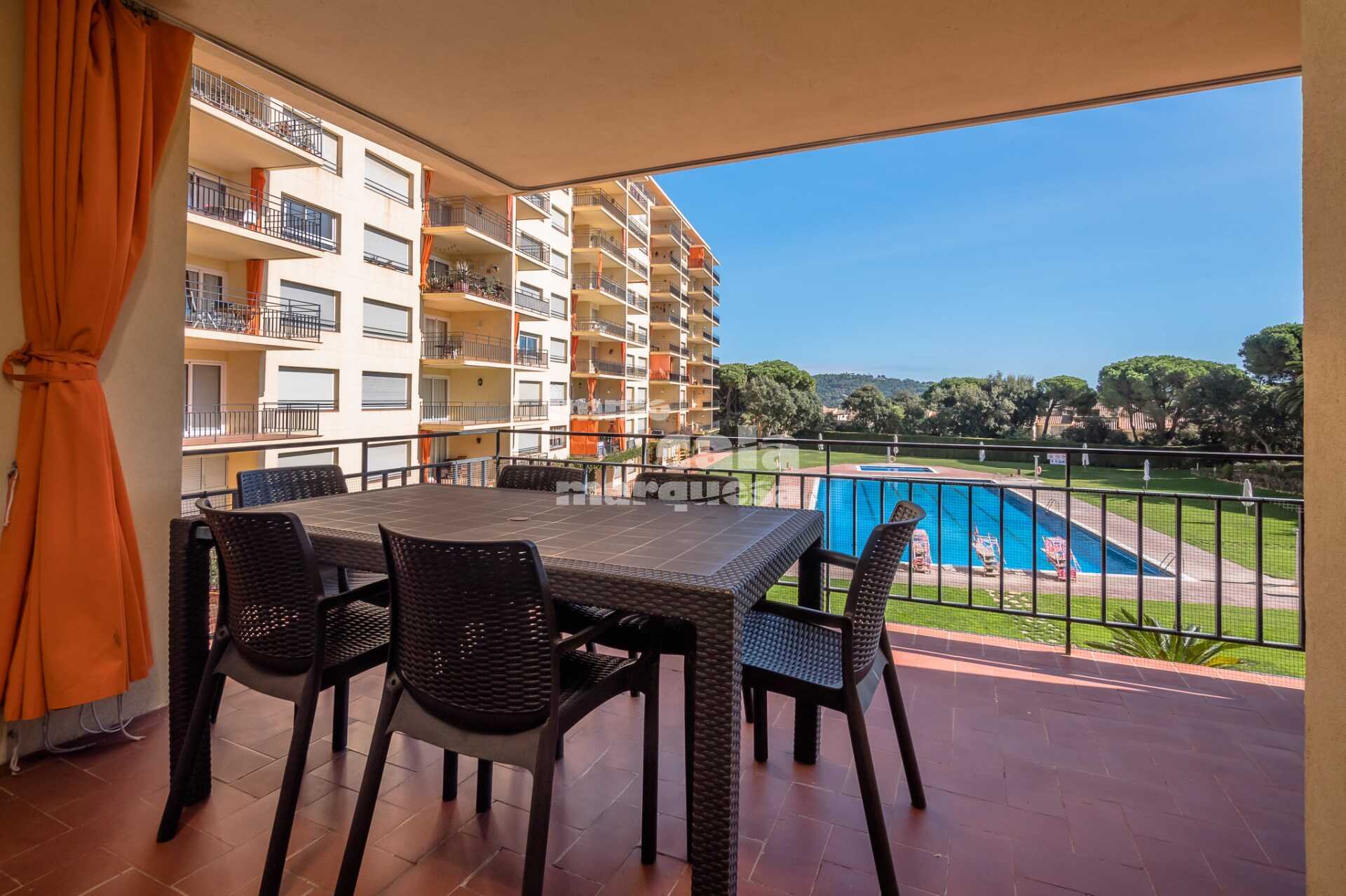 APARTAMENTO CON PISCINA COMUNITARIA EN CALELLA DE PALAFRUGELL