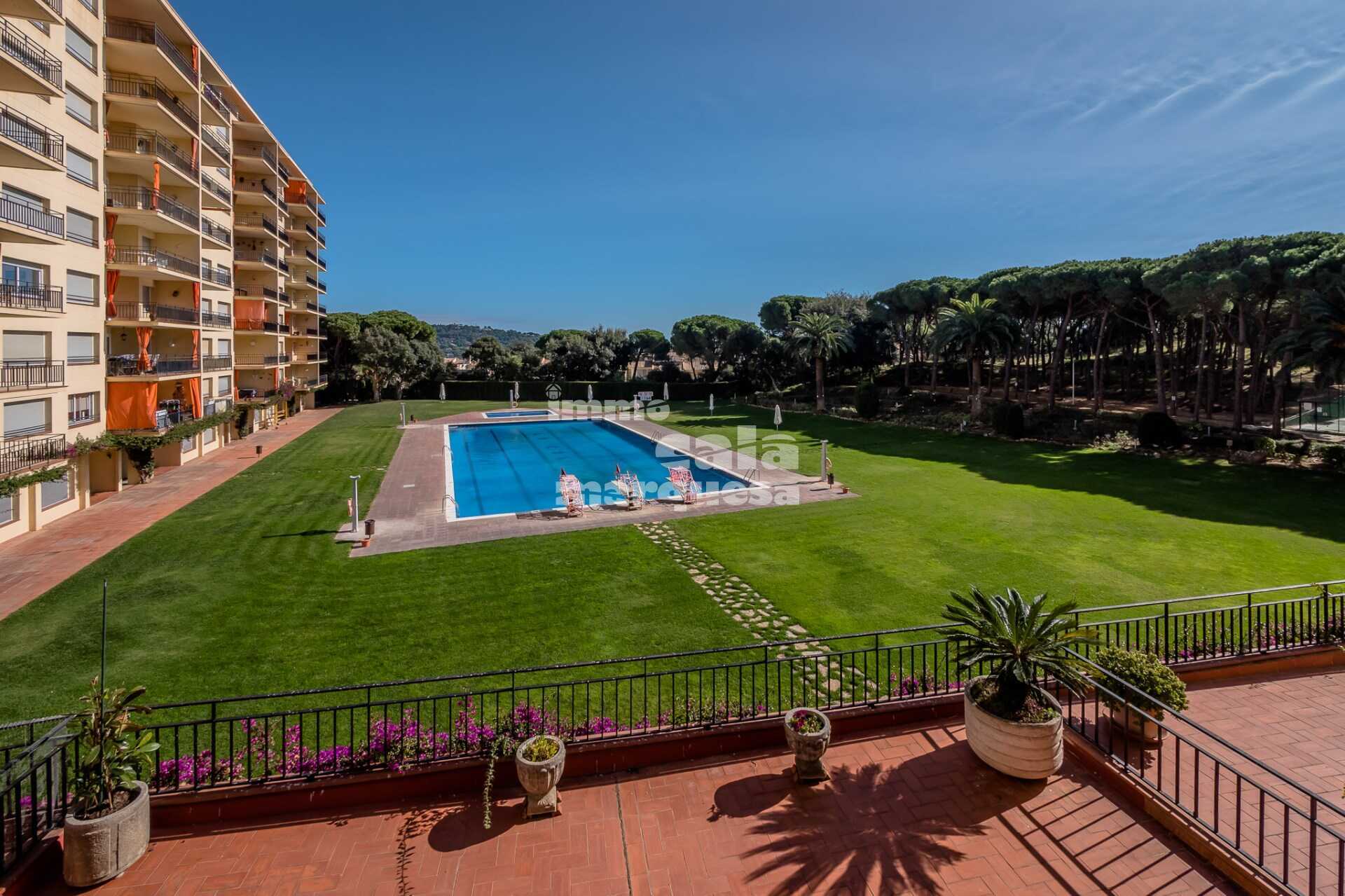 APARTAMENTO CON PISCINA COMUNITARIA EN CALELLA DE PALAFRUGELL