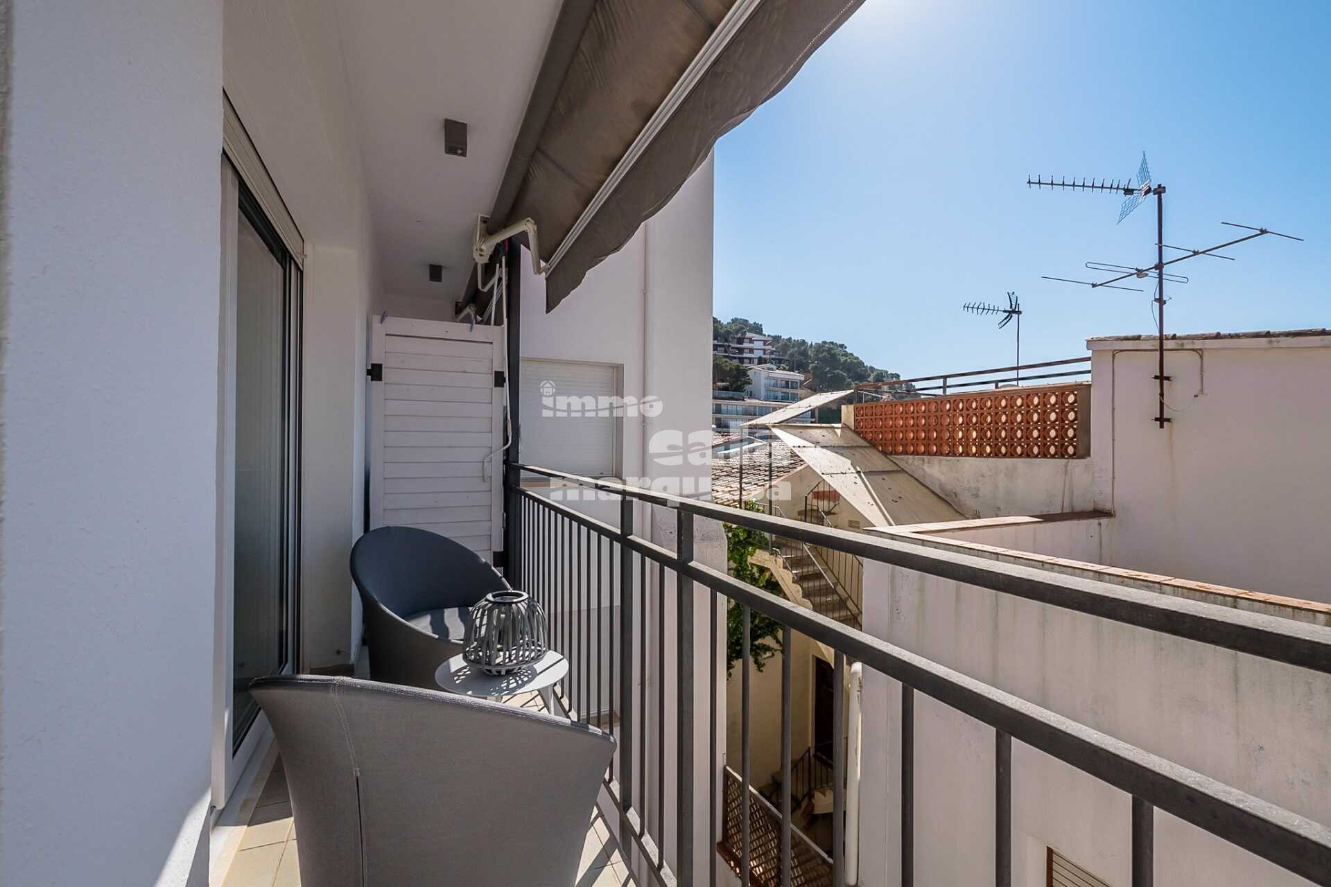 APARTAMENTO 2A LÍNEA DE LA PLAYA DE LLAFRANC