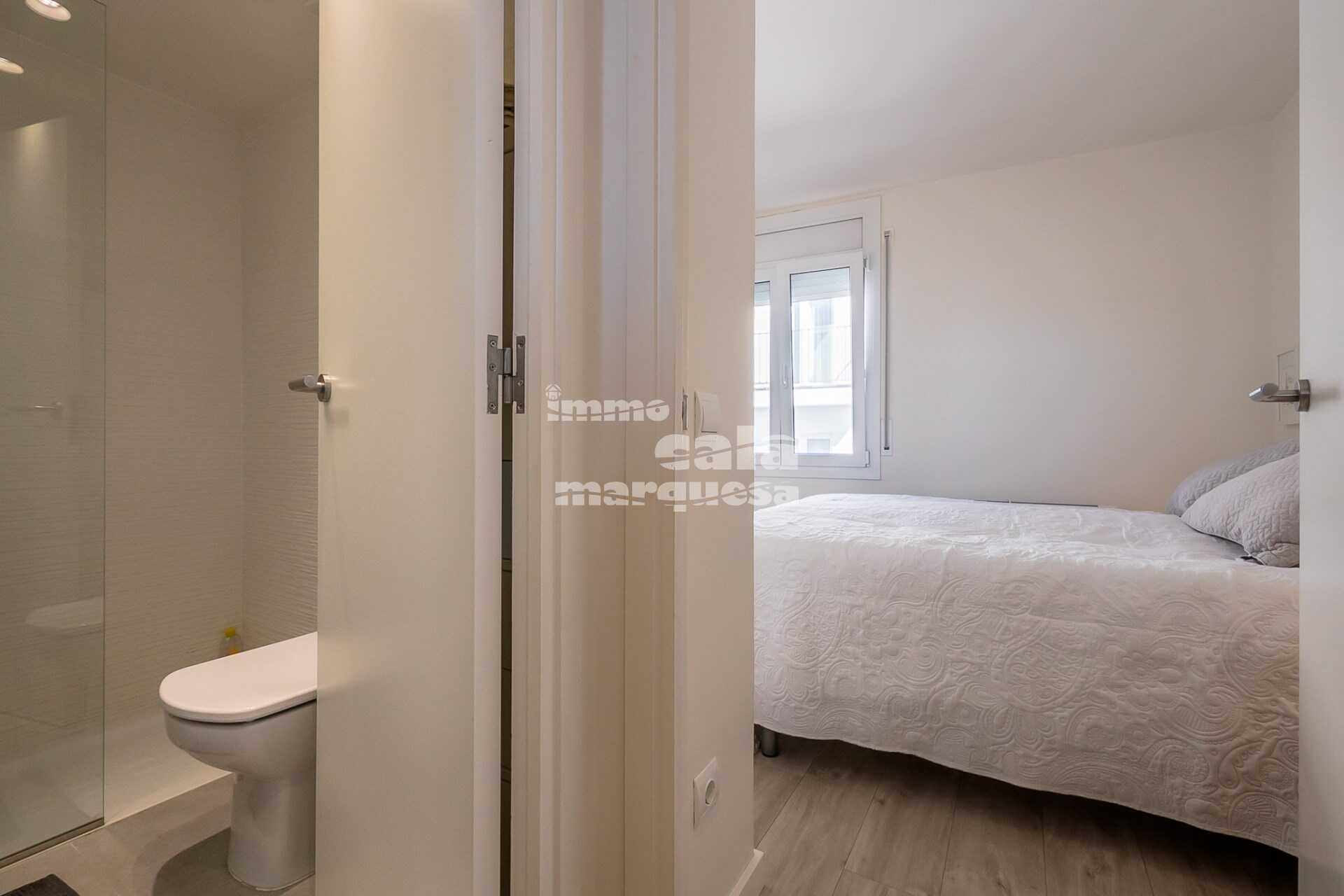 APARTAMENTO 2A LÍNEA DE LA PLAYA DE LLAFRANC