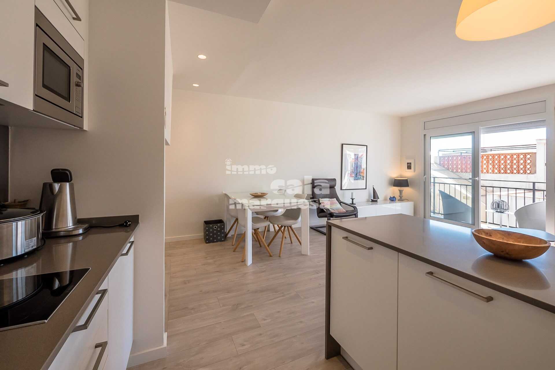 APARTAMENTO 2A LÍNEA DE LA PLAYA DE LLAFRANC
