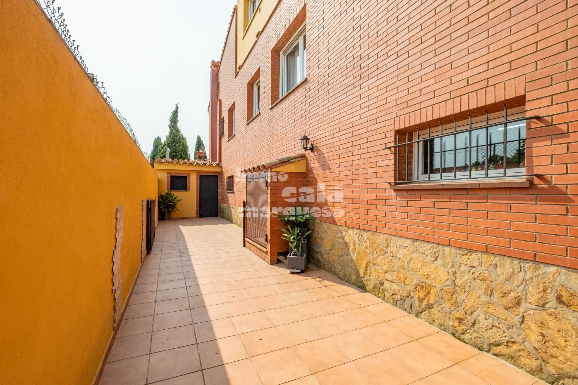 CASA AMB PATI I PISCINA A PALAFRUGELL