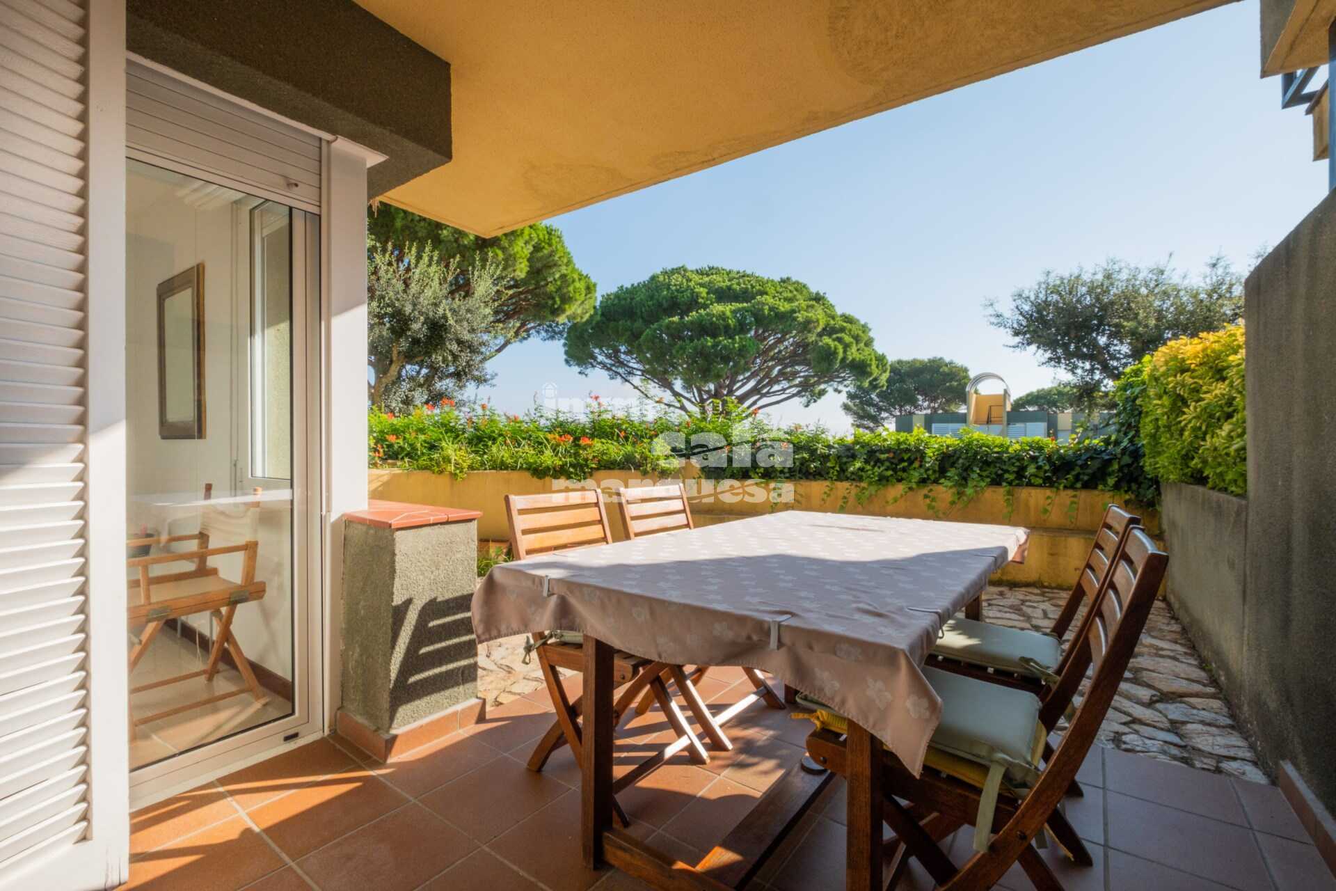 Apartment with sea views, communal garden, pool and tenis court in Calella de Palafrugell