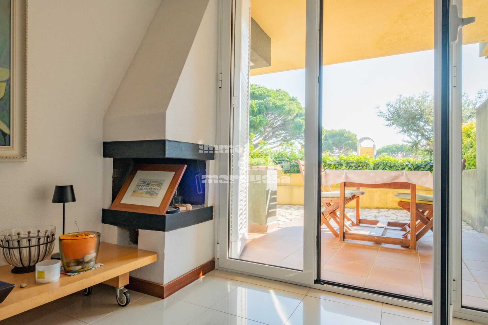 Apartment with sea views, communal garden, pool and tenis court in Calella de Palafrugell