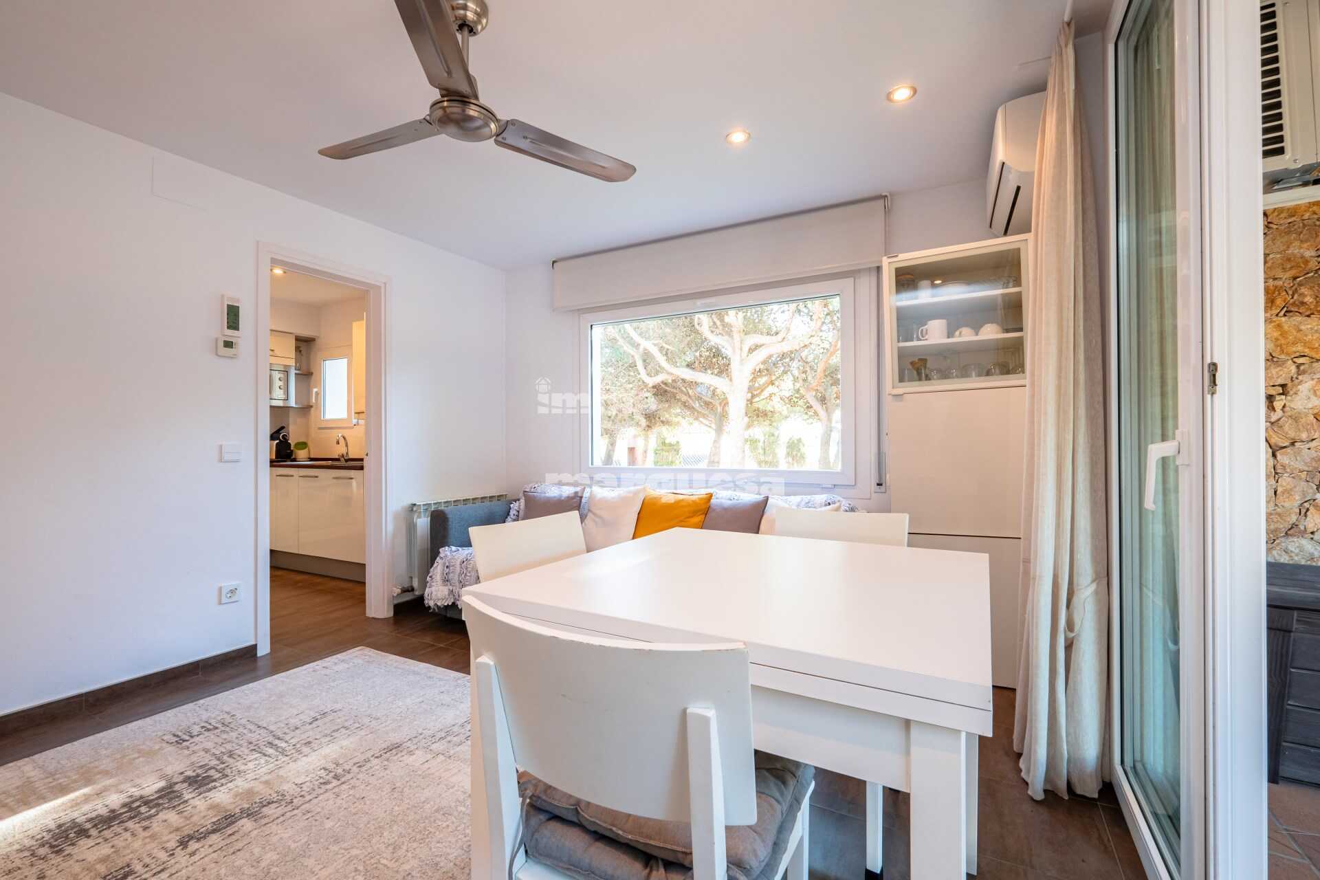 Apartamento reformado muy cerca de la playa en Calella de Palafrugell