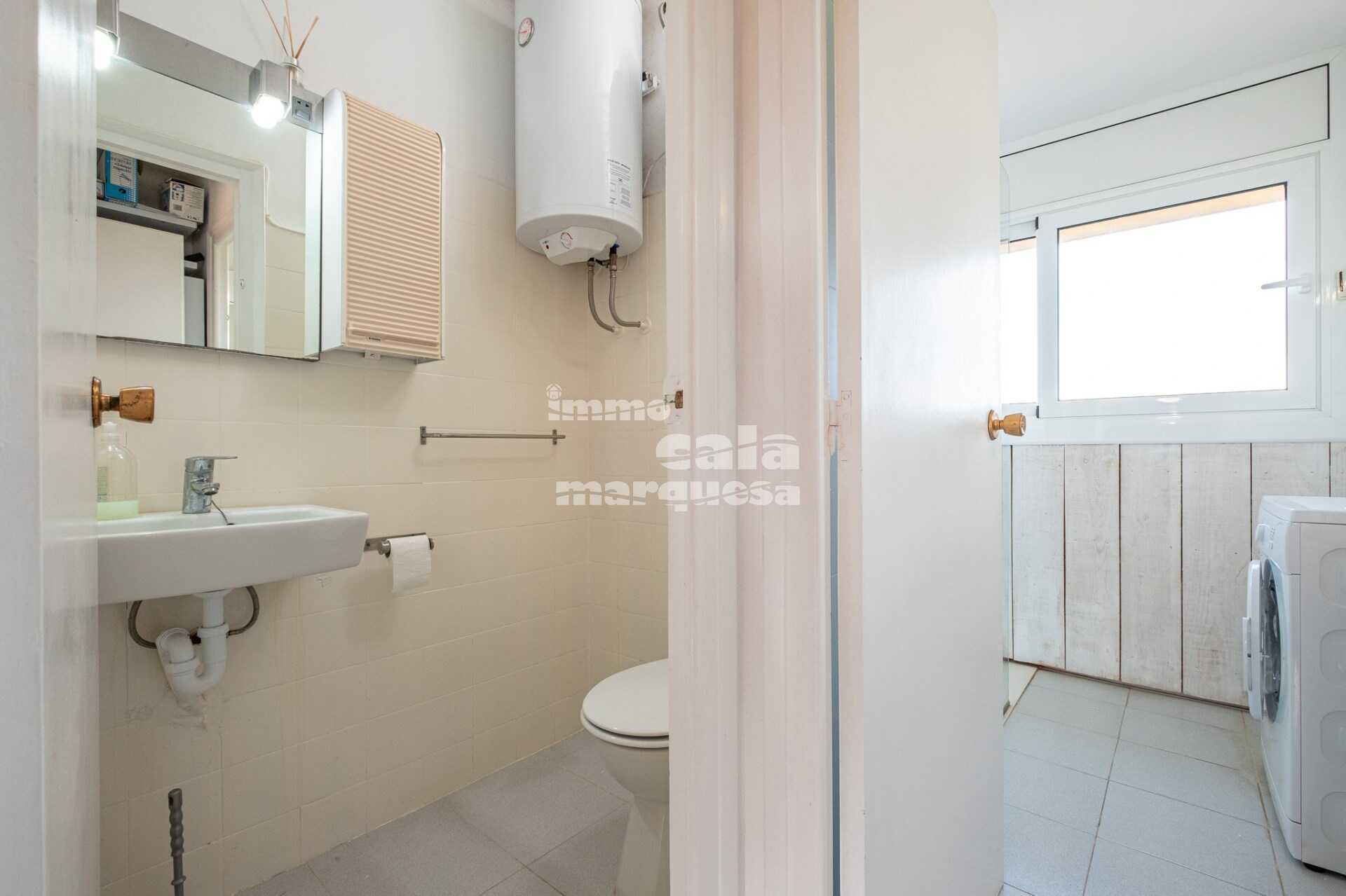 Apartment in pleasant community with pool in Calella de Palafrugell