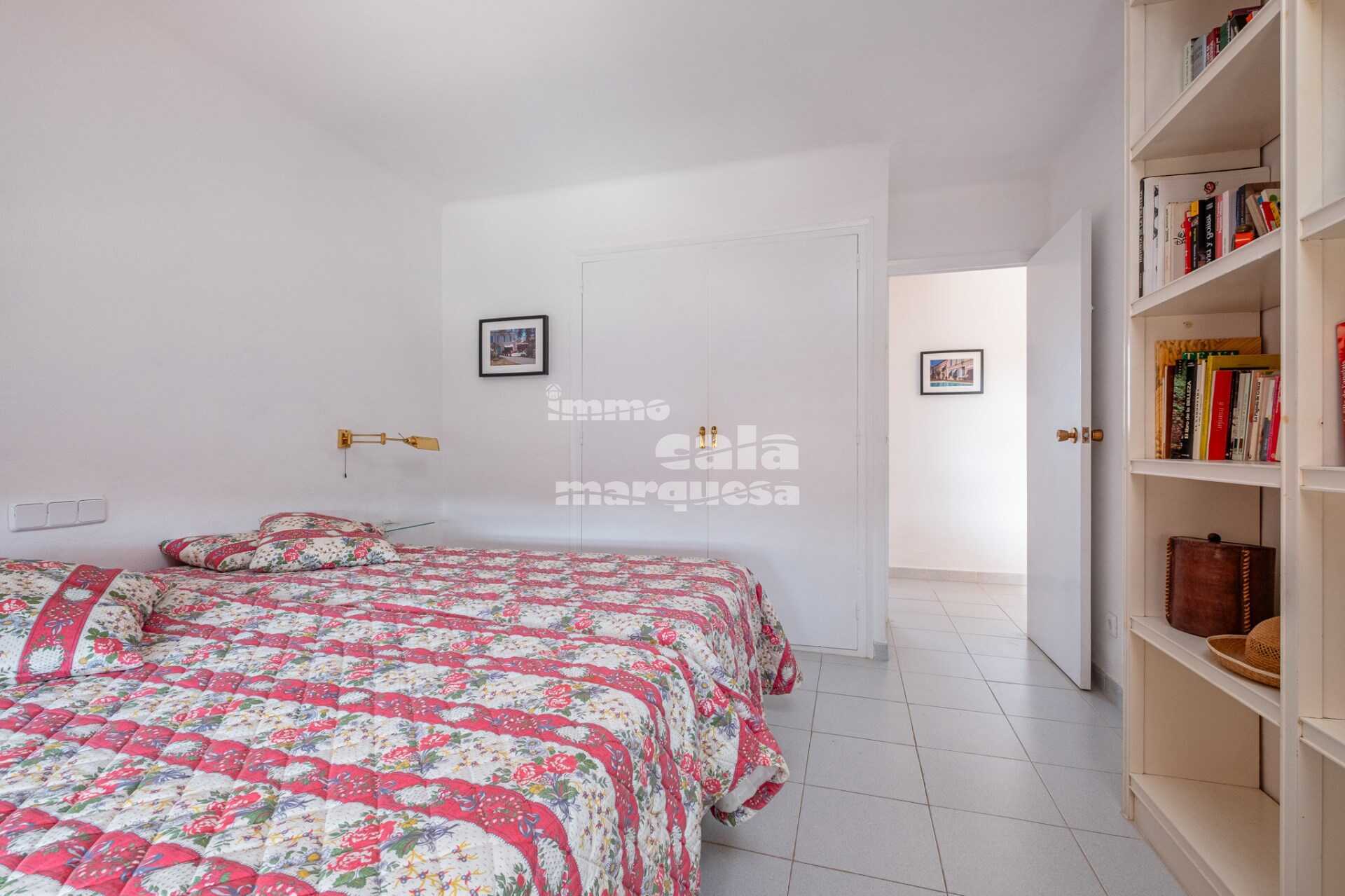 Apartment in pleasant community with pool in Calella de Palafrugell