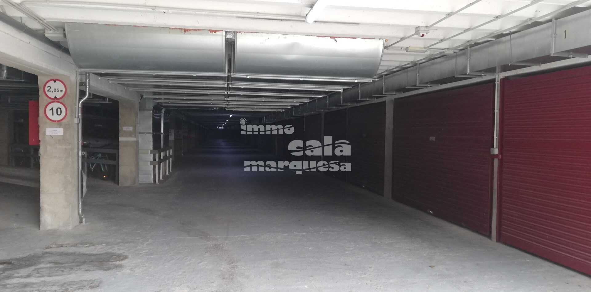 Plaza de parking en Calella de Palafrugell