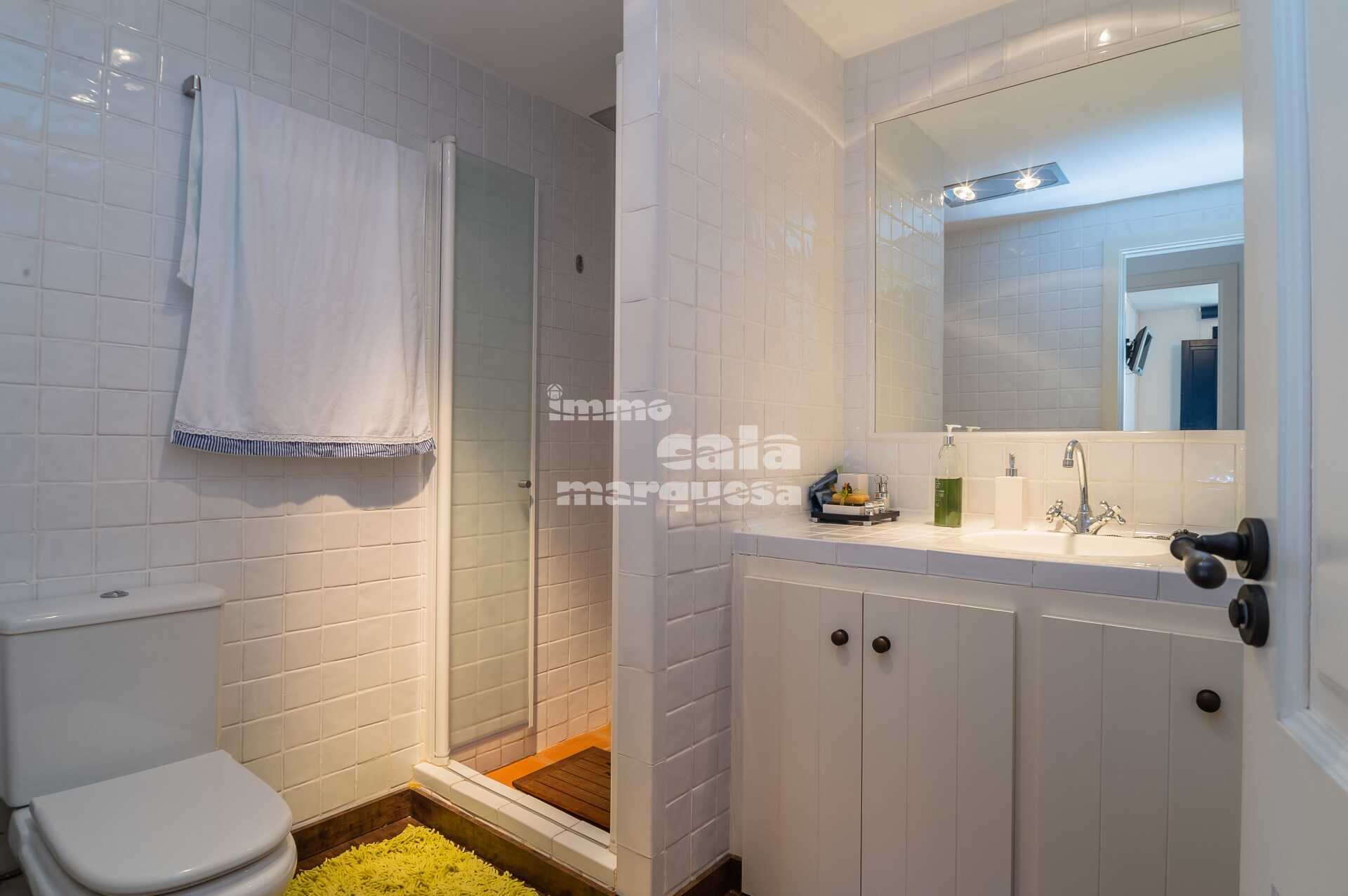 APARTAMENTO EN 2A LÍNIA DE LA PLAYA DEL CANADELL, EN CALELLA DE PALAFRUGELL