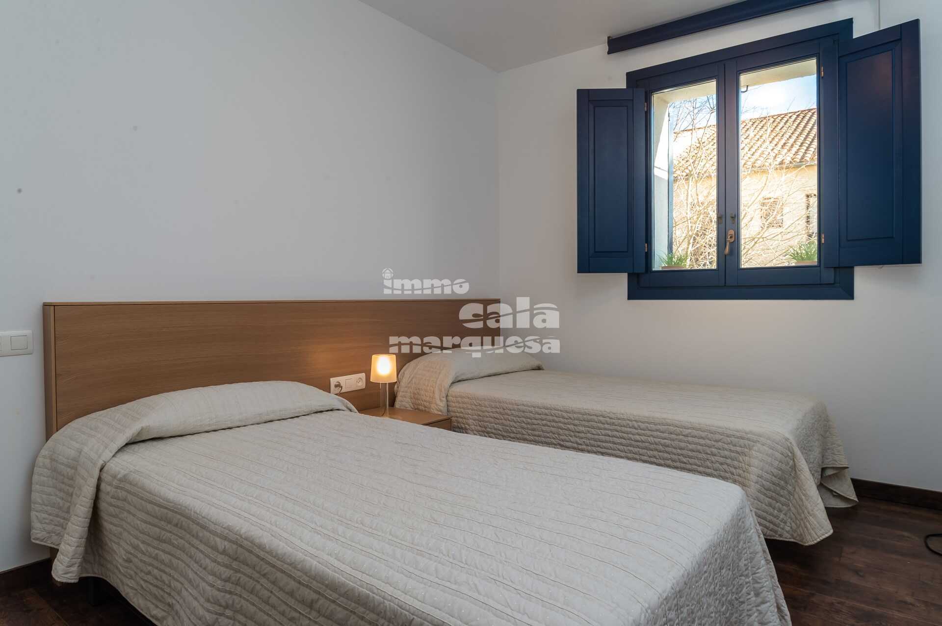APARTAMENTO EN 2A LÍNIA DE LA PLAYA DEL CANADELL, EN CALELLA DE PALAFRUGELL